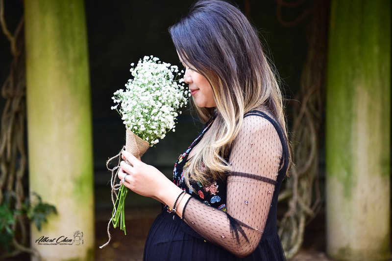 mother-to-be with flowers