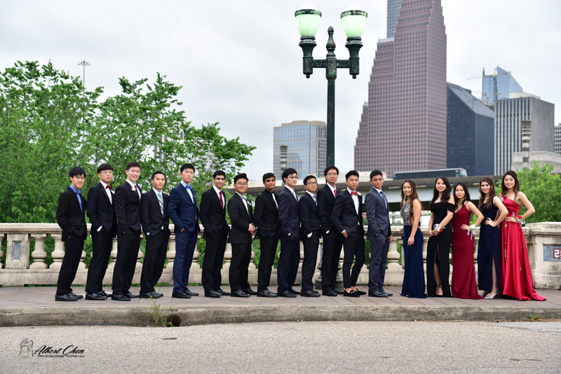 large group shot for a prom event