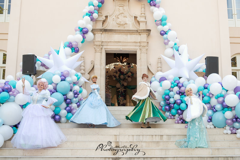 princesses at the entrance at the event