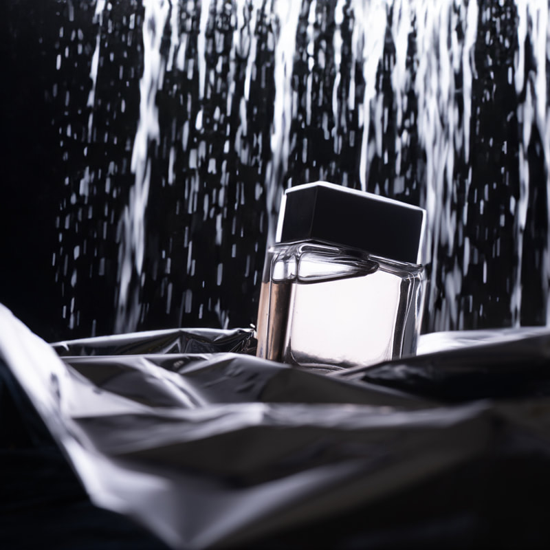 waterfall effect for perfume product